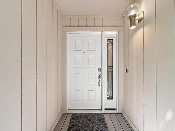 4th image of 12192 Summer Ridge Dr #20
