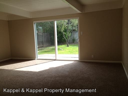 3rd image of 1443 Westminster Dr