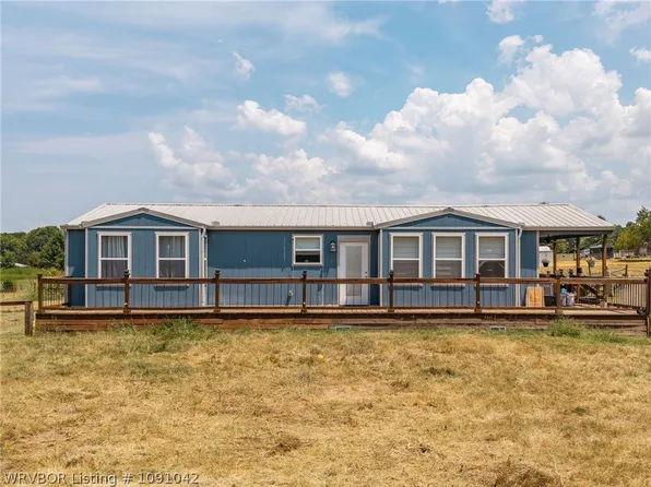 15914 Travis Ln, Spiro, OK 74959