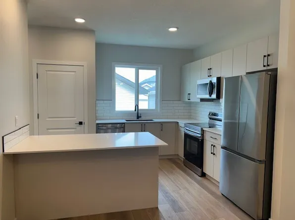 Hunter Place- Spruce Grove