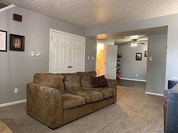 3rd image of 118 Heritage Dr