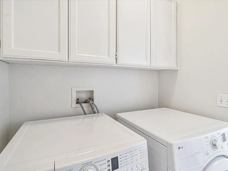 3654 Jasmine Cir — Photo 12