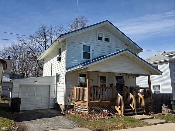 3rd image of 531 E School St