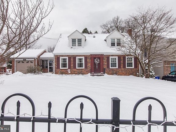 2nd image of 757 Jefferson Blvd