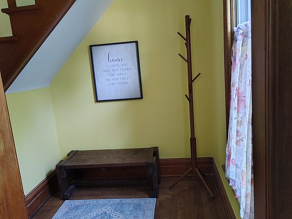 2nd image of 115 Grant St