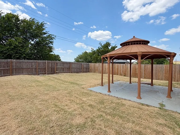 2712 NW Hilltop Dr — Photo 29