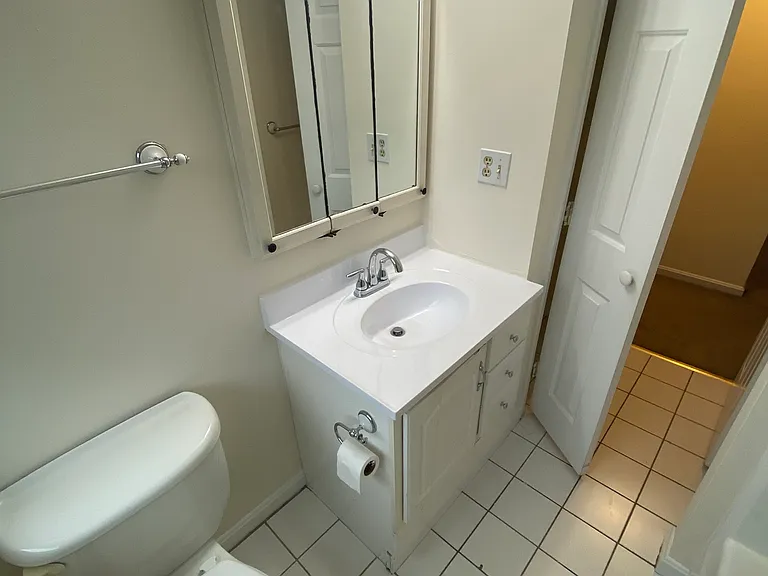 23 Glenwood Ave #14 — Photo 21