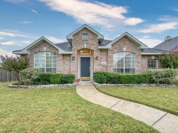 5102 Summertree Ct, Garland, TX 75043