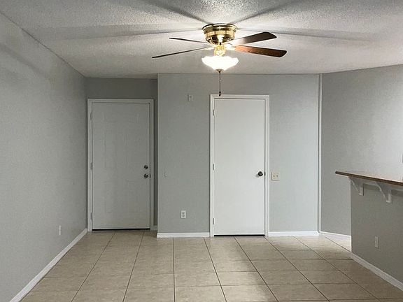 3rd image of 3900 Southpointe Dr APT 121
