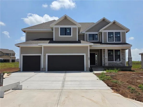 2283 Wabash St, Olathe, KS 66061
