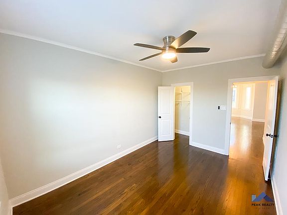 3rd image of 4049 N Francisco Ave #3W