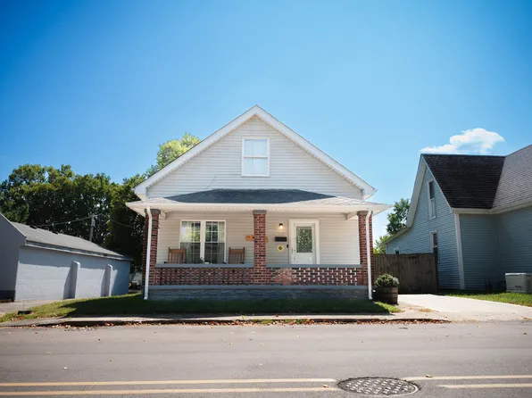 607 E Thompson St, Edinburgh, IN 46124