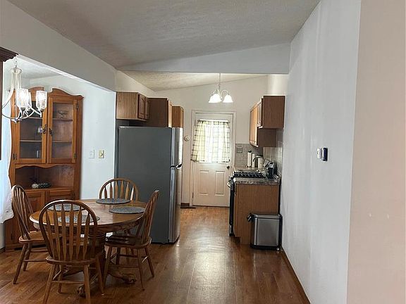 5th image of 2837 Dale Ave