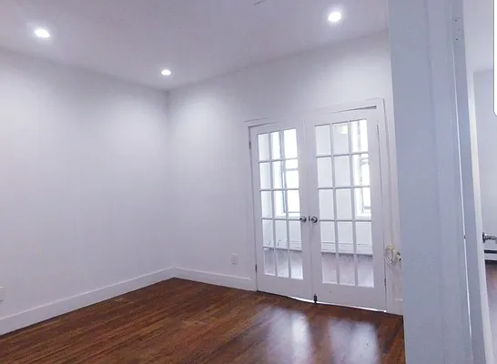 Rented by Compass | media 11