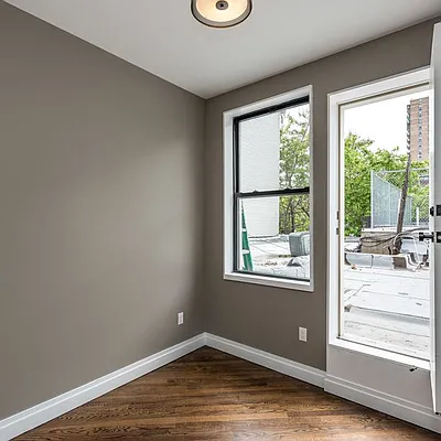 Rented by Nooklyn NYC LLC | media 22