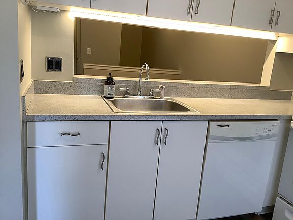 3rd image of 44850 Bayview Dr APT 22