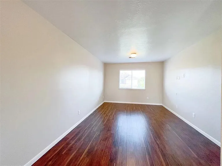 18102 Redoak Manor Ln — Photo 9