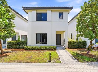 4356 NW 80th Ave, Doral, FL 33166