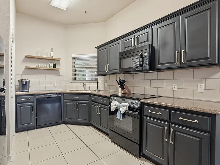 20 Tapatio Dr E #302 — Photo 5