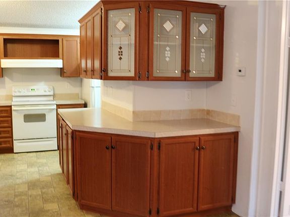5th image of 3712 Woodview Dr