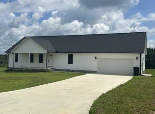 1654 Linville Rd, Lawrenceburg, TN 38464