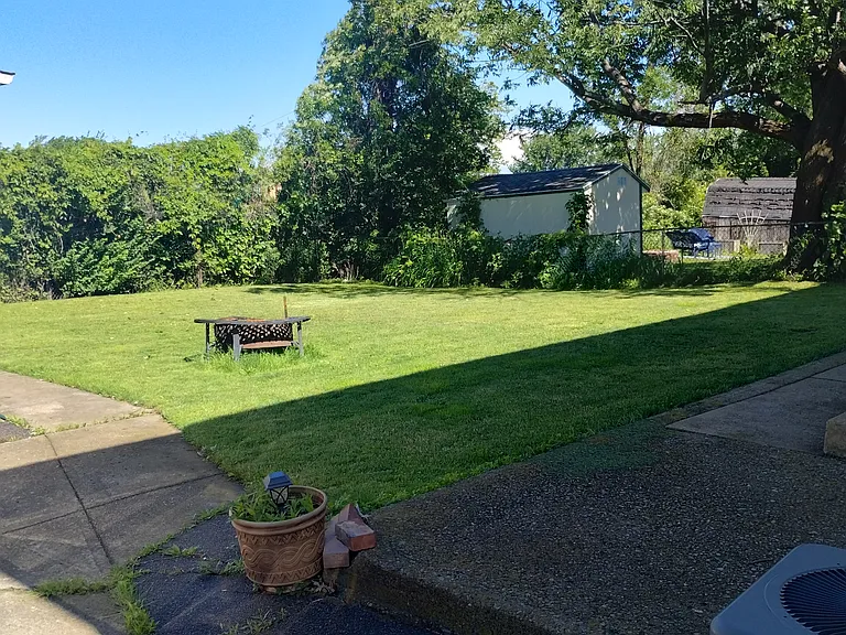 4116 Highview Pkwy #1 — Photo 3