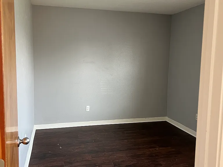 229 Marvin Cv — Photo 15