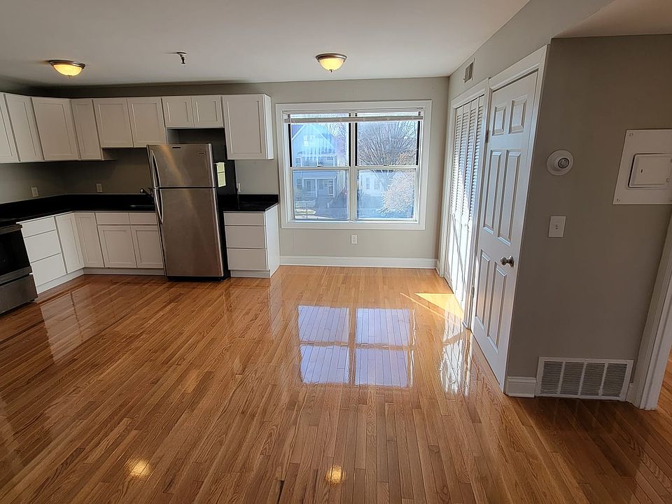 1st image of 240 Sheffield Ave #1BB