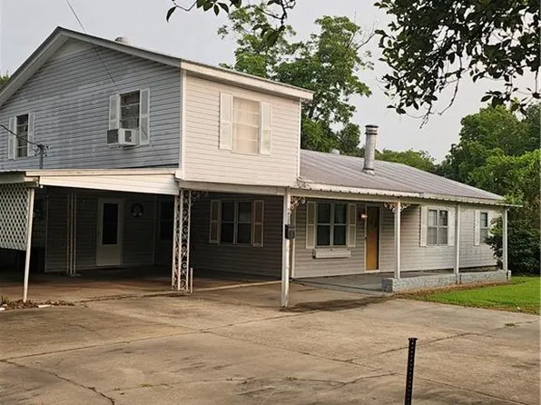 423 Charles St, Marksville, LA 71351