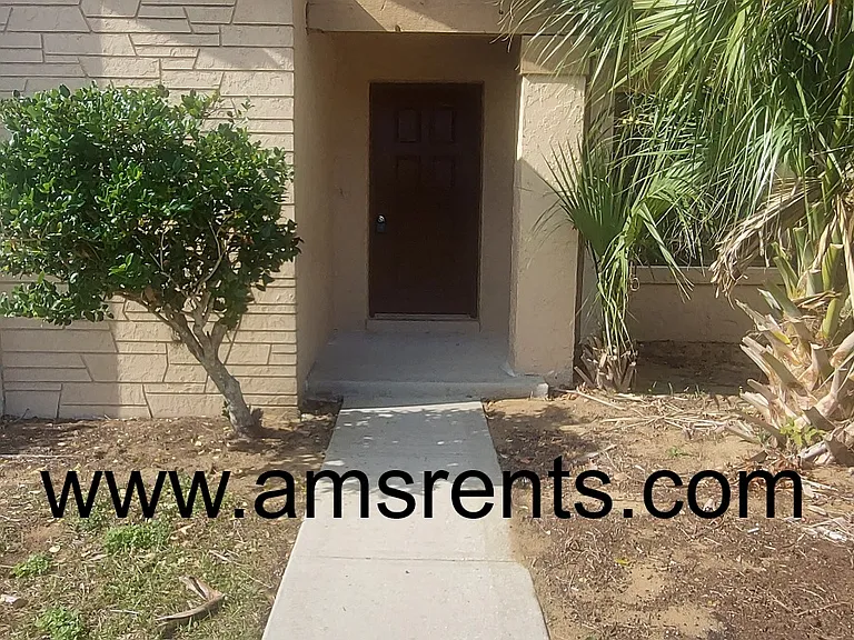 1080 Hali Ridge Ct — Photo 3