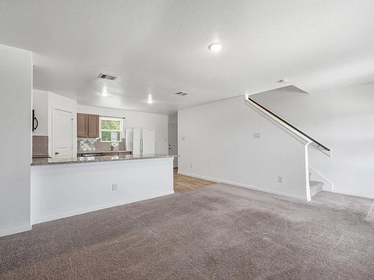 16842 Marie Village Dr — Photo 5