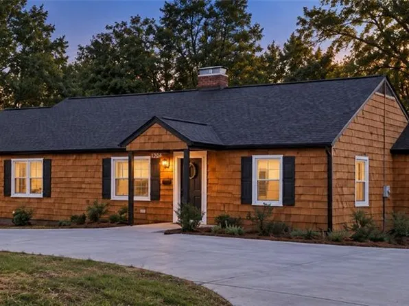 1314 Ebert St, Winston Salem, NC 27103
