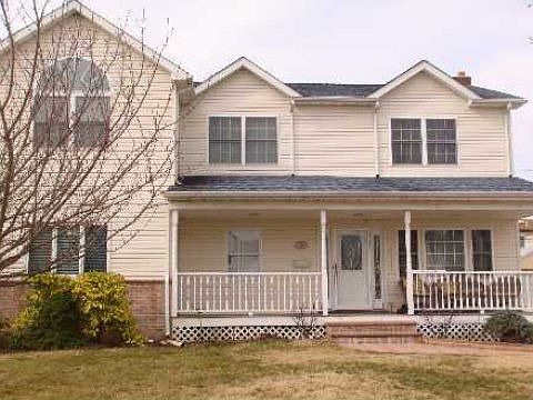 1st image of 1046 Douglas Ave