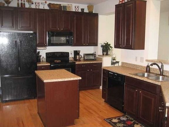 5th image of 161 Waterford Park