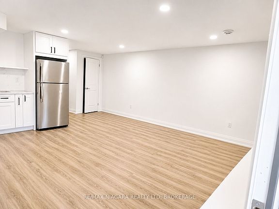 5th image of 79 Hillview Rd