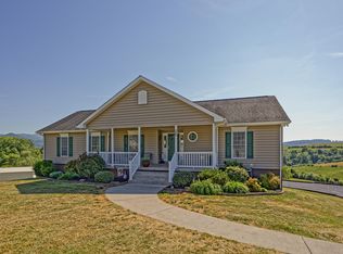143 Sunset Rdg, Buena Vista, VA 24416