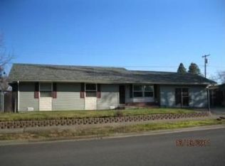 1717 Whitman Ave, Medford, OR 97501