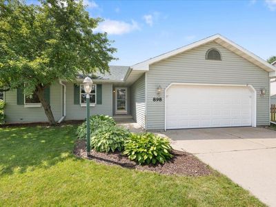 898 Foxglove Drive, Sun Prairie, WI, 53590