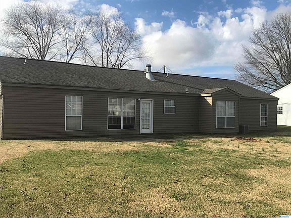 4th image of 107 Brenna Ln