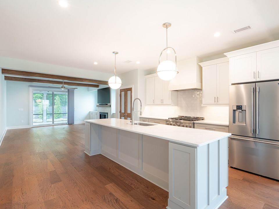 1st image of 8249 Winding Creek Cir