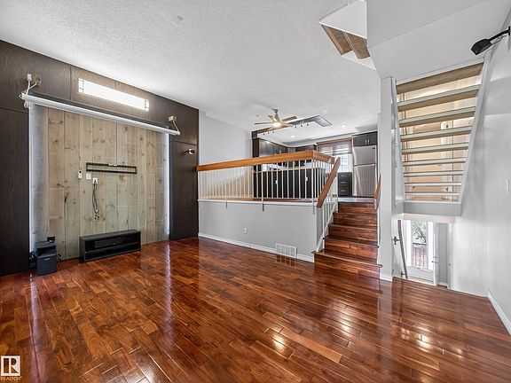4th image of 17092 67th Ave NW