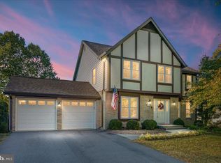 12436 Wendell Holmes Rd, Herndon, VA 20171