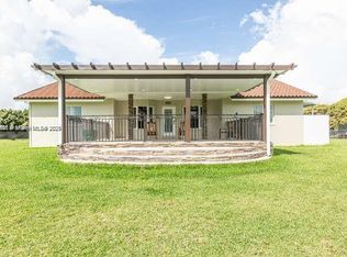 25040 SW 222nd Ave, Homestead, FL 33031