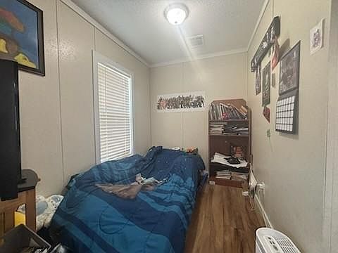 4th image of 2334 42nd Ave N #22