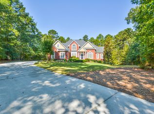 605 Ivy Lea Dr, Lawrenceville, GA 30045