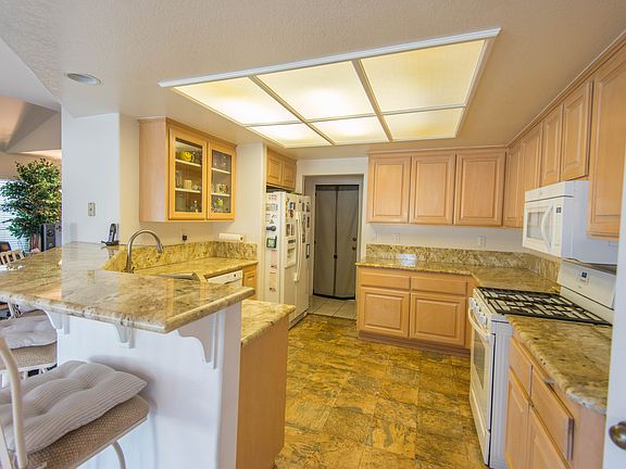 4th image of 4538 Coronado Dr