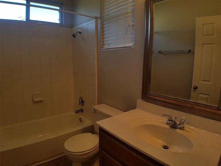 2502 Allred Dr #A — Photo 26