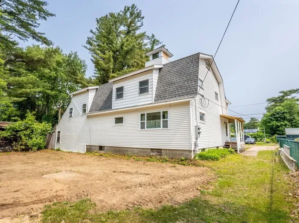 70 Quaboag St, Brookfield, MA 01506
