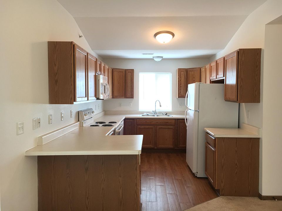 1st image of 5527 35th St Unit 204