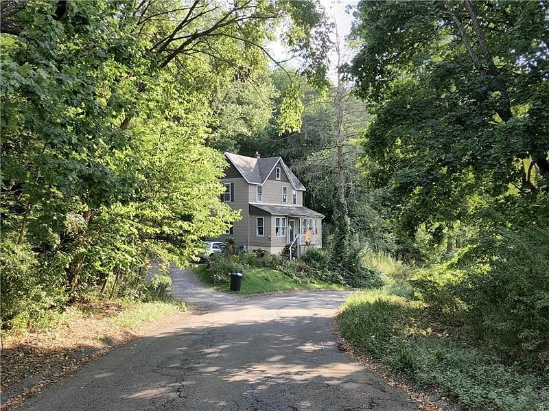 1st image of 431 Pepperland Blvd